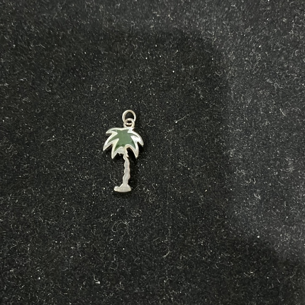 Palm tree pendant
